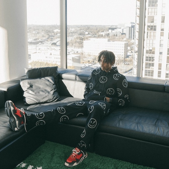 Celeb loved RETRO VERT Pink Hoodie with rhinestone Smiley Face Design - UNISEX - Picture 6 of 7